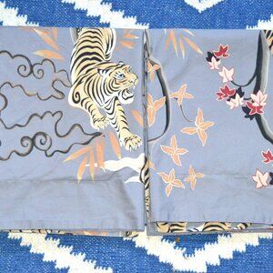 2 Williams Sonoma Kalden Tiger Printed PIllow Shams Gray KING 100% Cotton